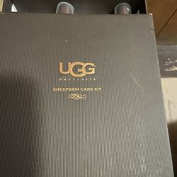 UGG Sheepskin Care Kit