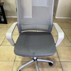 Office/desk Chair(Price Is Firm)