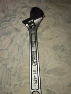 STANLEY 87-471 Adjustable Wrench Alloy Steel Chrome 10" Jaw Capacity 1 1/8"