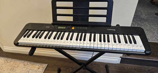 Casiotone CT-S200 Electronic Keyboard with Stand