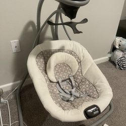Baby Swing GRACO BRAND NEW 