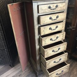 ~ Standing Jewelery chest of drawers