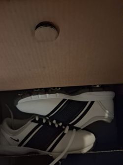 Nike White and Black Sneakers