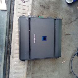 Alpine Amplifier 