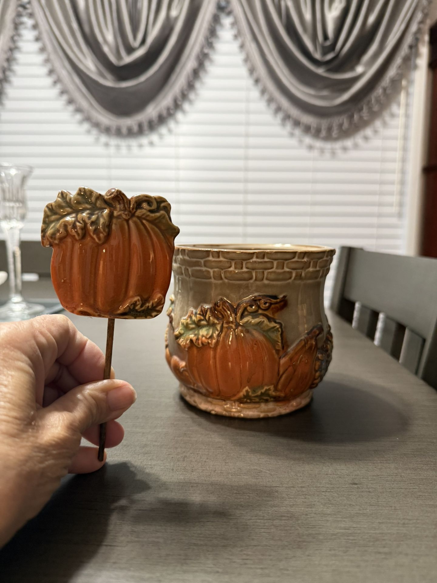THANKSGIVING FLOWER POT