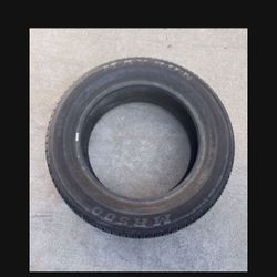 1 Only - 235/60r18 Good 90% Treads Tire!!