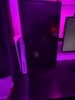 Samsung 4K UHD LED Monitor (description)