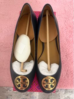 Pretty Shoes Tory Burch ! ( Ask for price )