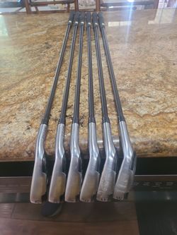 Pxg gen 5 irons 5-pw reg shafts