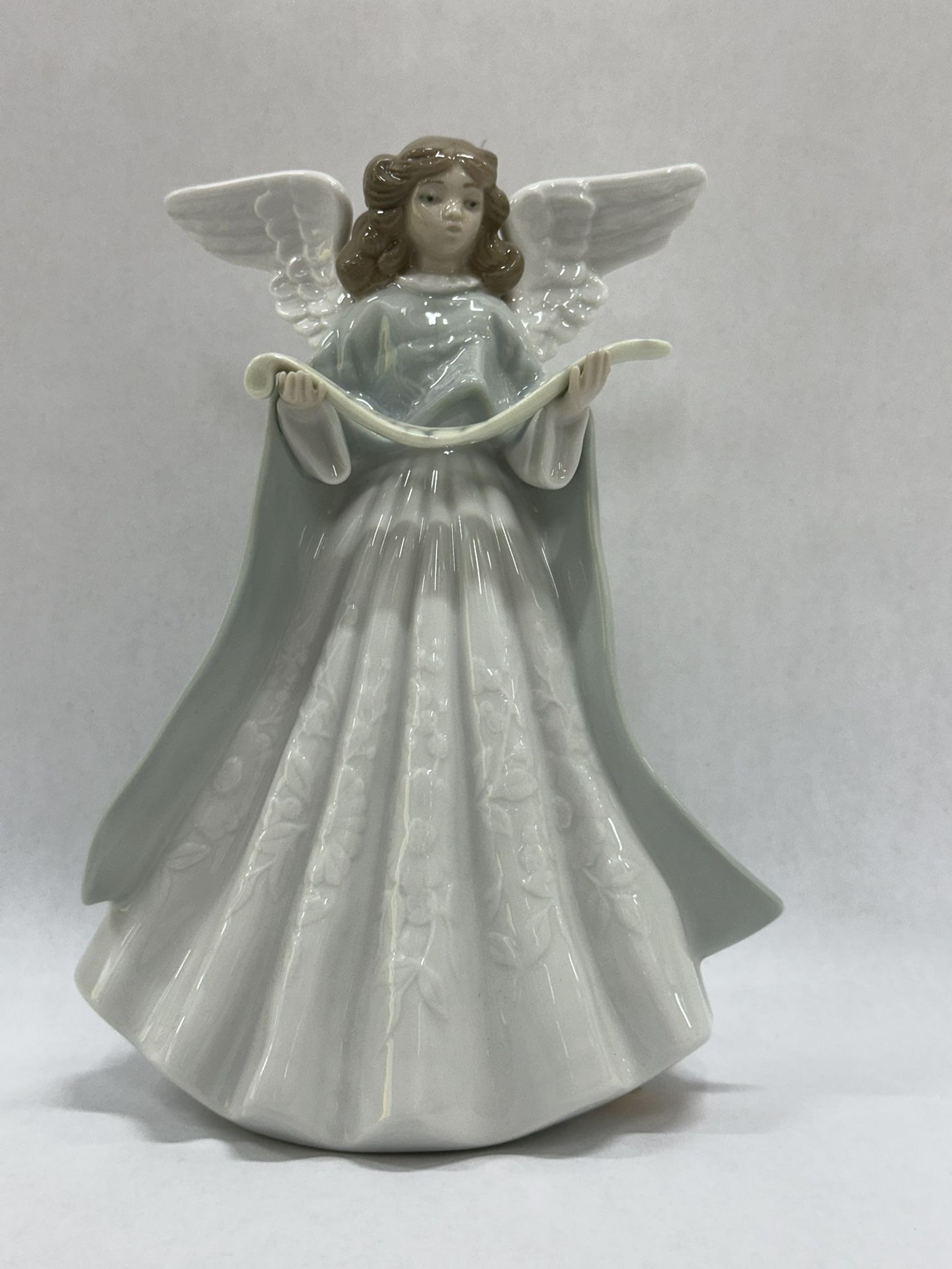 ANGEL NAVIDAD CANTANTE