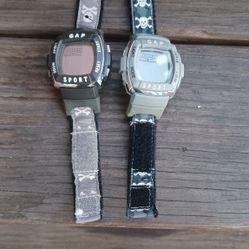 2 GAP SPORT WATCHES KIDS/GIRLS SKULL and CROSS BONES  Wristbands