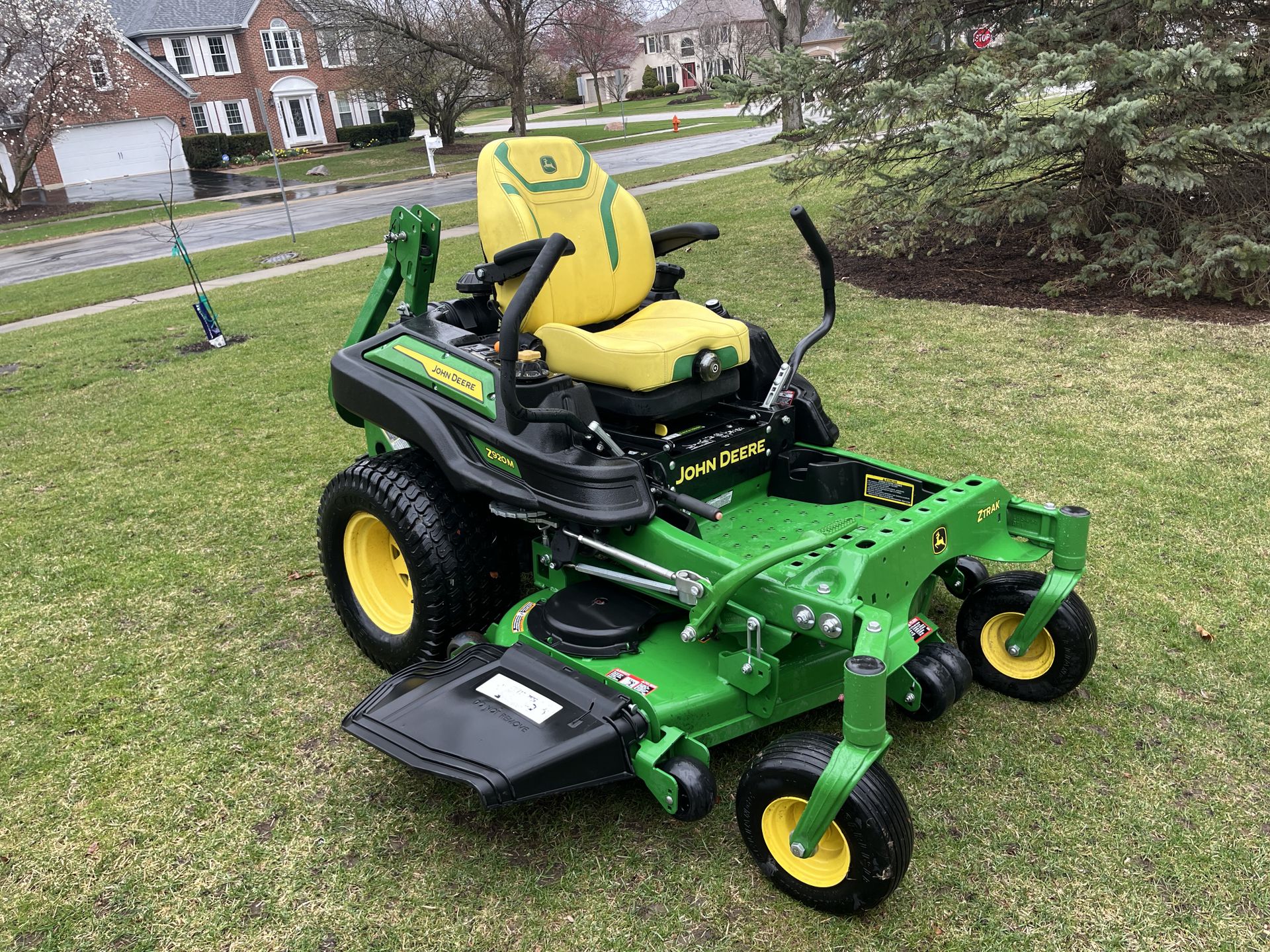 New John Deere z920m with a 54 in deck and 23.5 Kawasaki motor