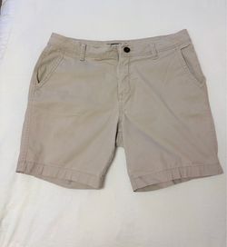 Aéropostale flat-front khaki chino men’s shorts Size 31 Inseam 7”