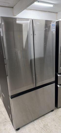 💥Great Save💥 36 in. 32 cu. ft. Standard Depth Mega Capacity 3-Door French Door Refrigerator in Stainless Steel with Auto Ice Maker