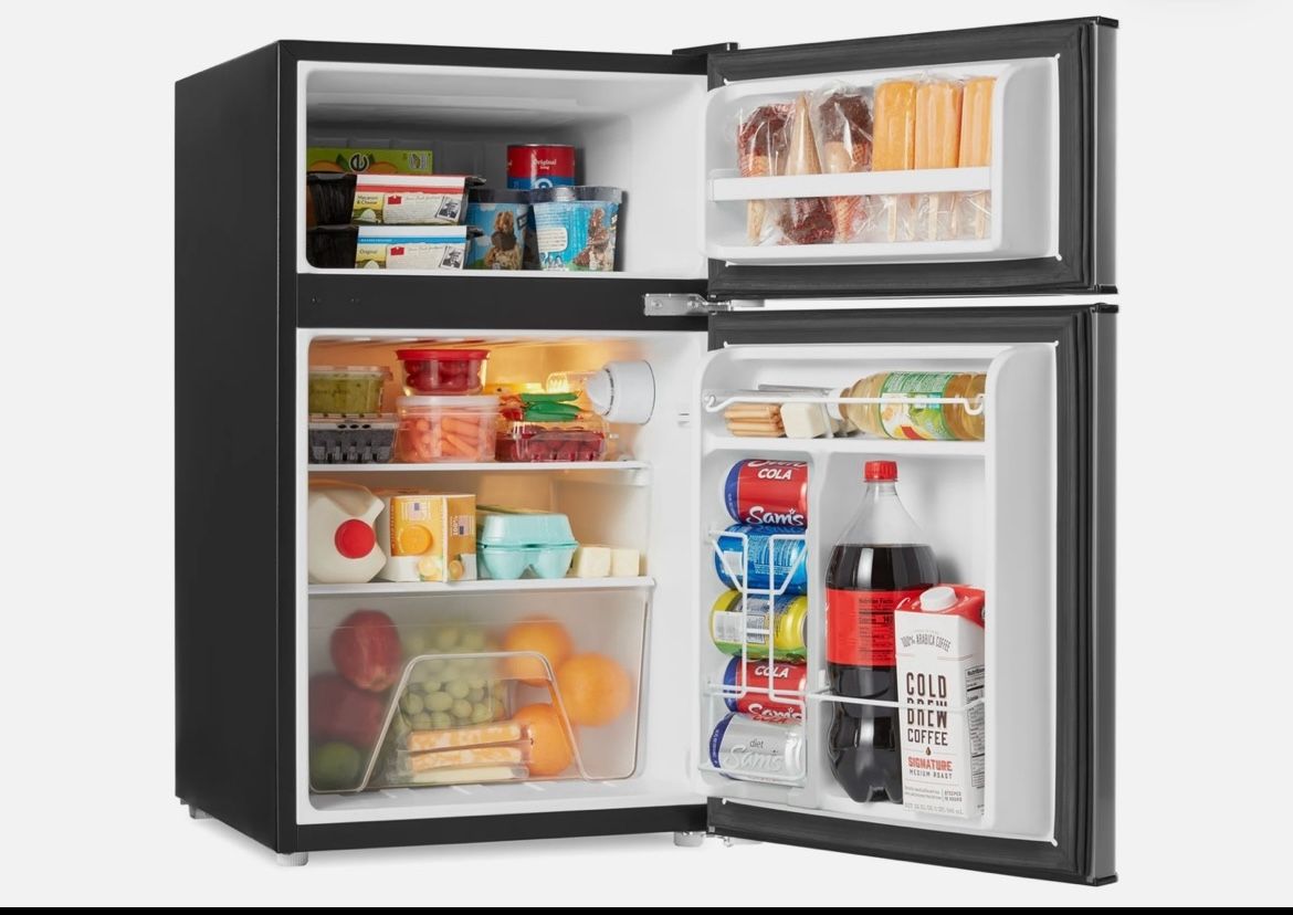 Galanz Mini-Fridge w/ Freezer Compartment