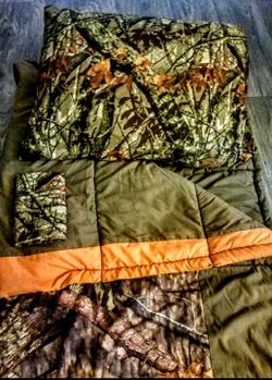 Master Sportsman Pathfinder Realtree Xtra 30-40 Degrees Sleeping bag