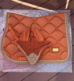 Equestrian Stockholm ES Bronze Gold Full Jump Saddle Pad Set