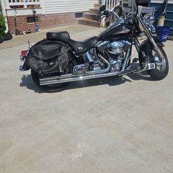 HERITAGE SOFTAIL