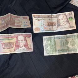 QUETZALES Guatemaltecos