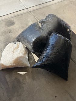 Packing peanuts free