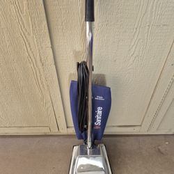 EUREKA Sanitaire Heavy Duty Vacuum