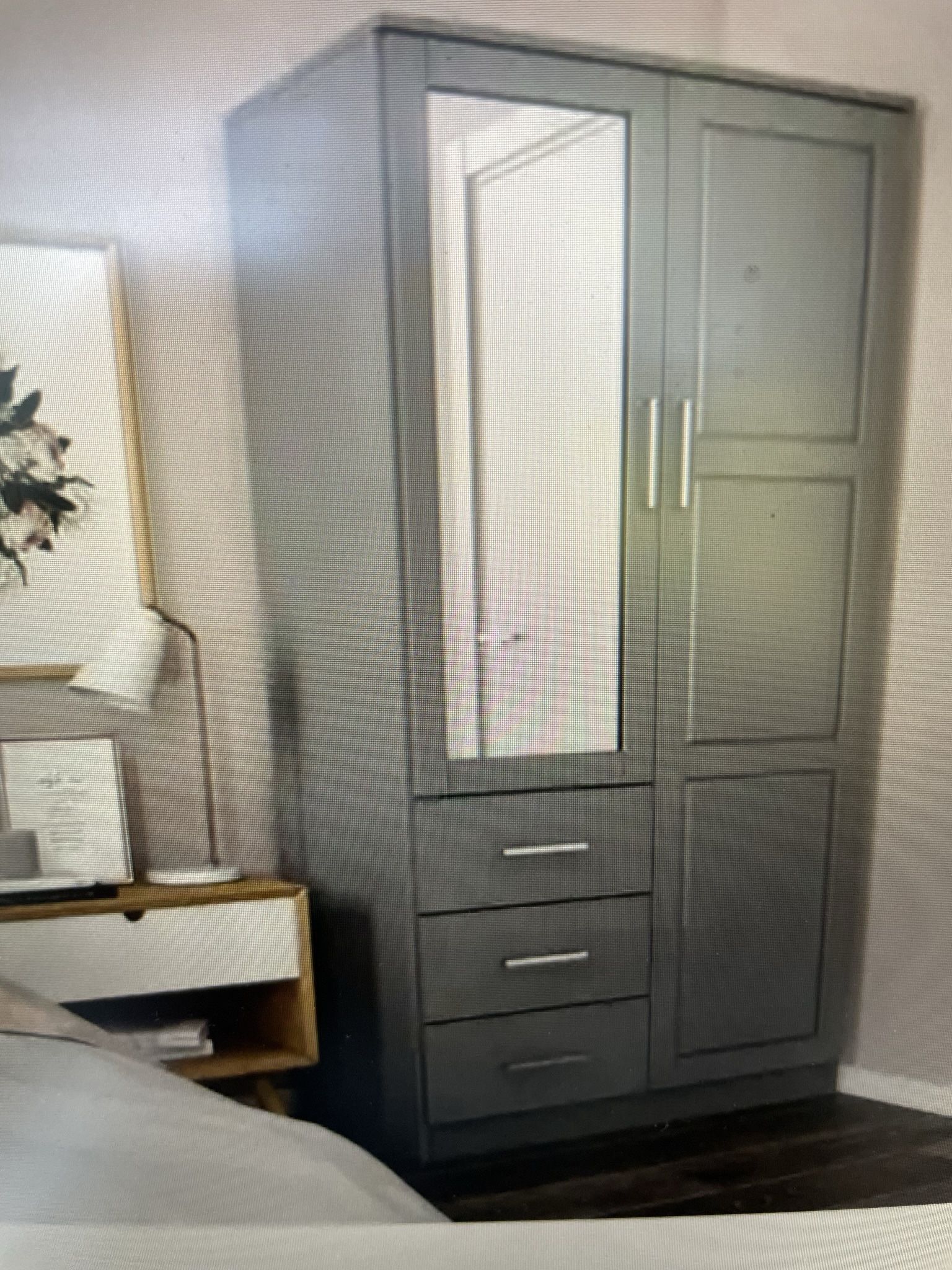 Wardrobe Closet