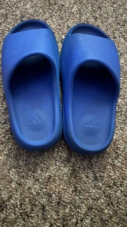 Yeezy slides