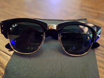 ORIGINAL RAY-BAN WIHT IT CASE