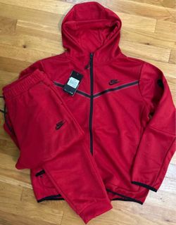 Red Nike Tech