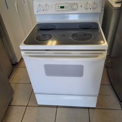 GE Electric Stove 30" 220 volts