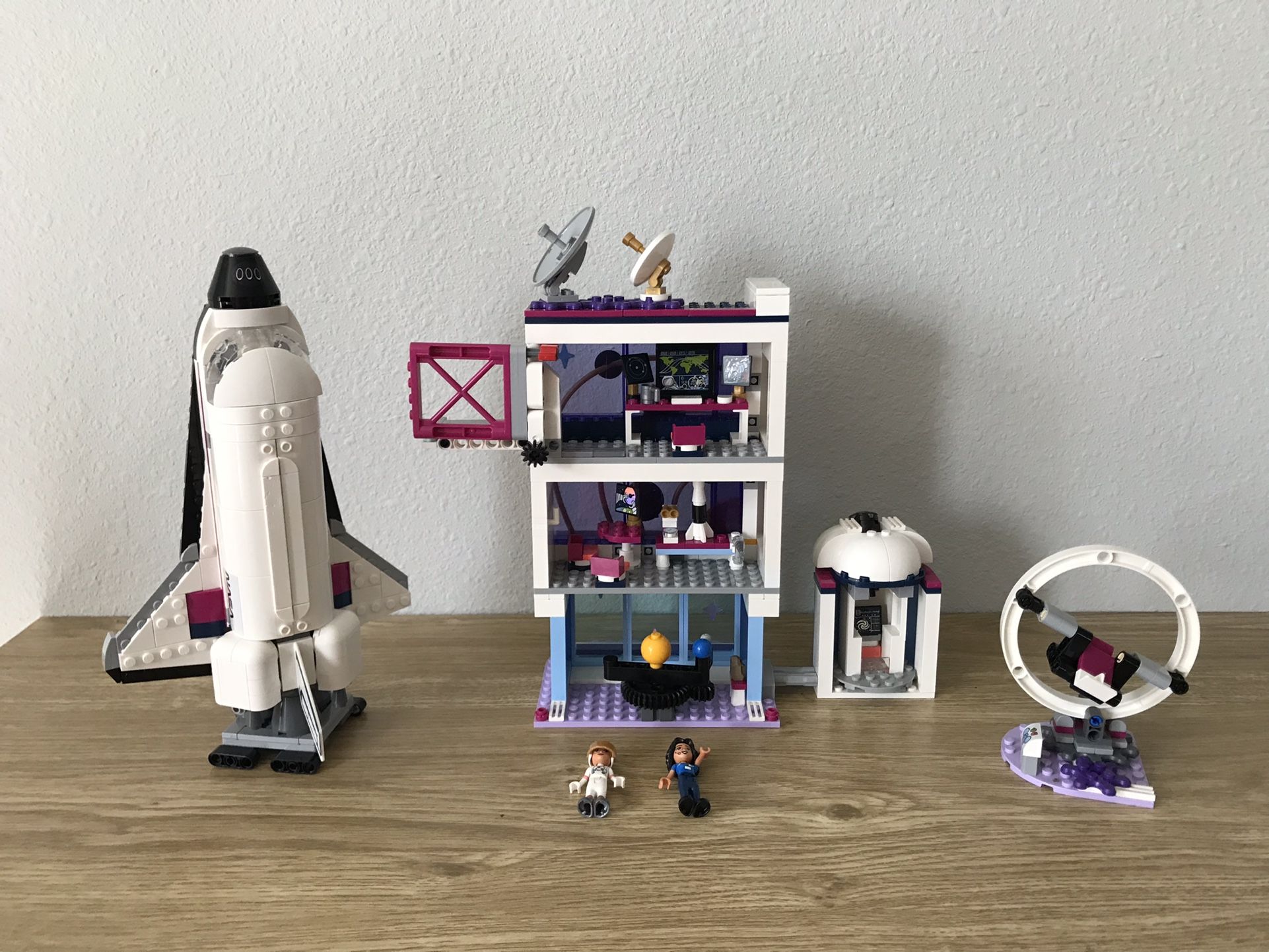 Lego Friends Space Center