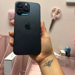 iPhone 15 Pro Max 256gb