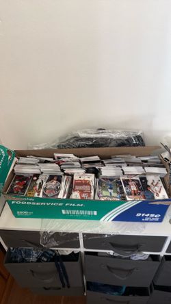 nba , mlb , nfl cards 900+ cards