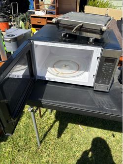 Microwave