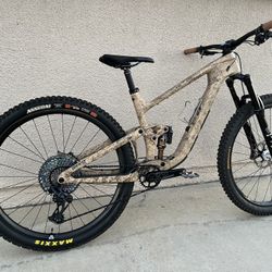 Giant Trance Carbon Mountain Bike