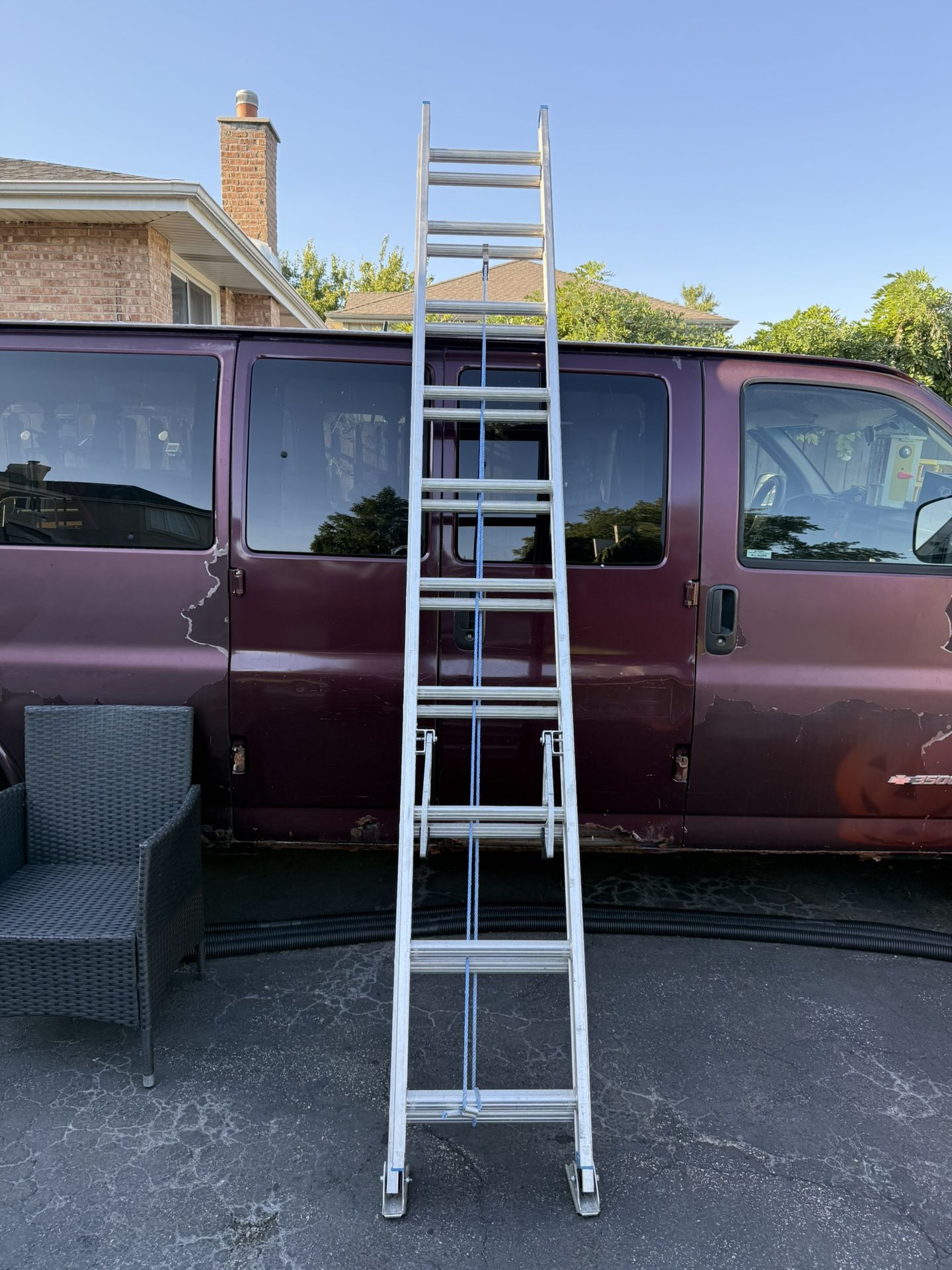 20’ Aluminum Extension Ladder