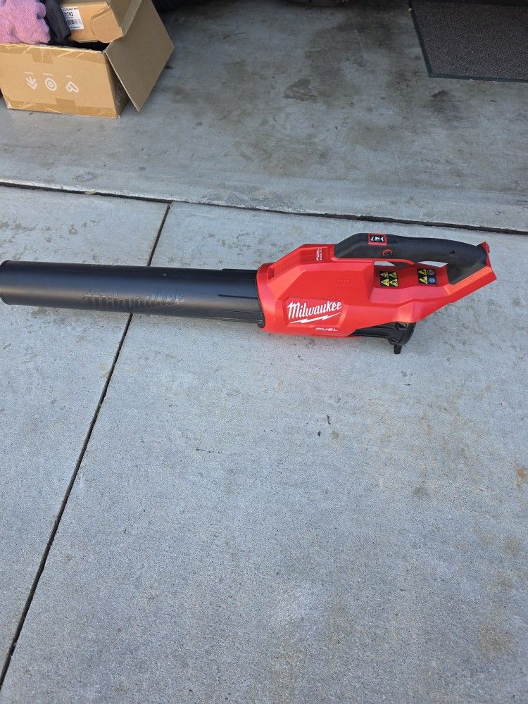M18 Blower Only No Battery 