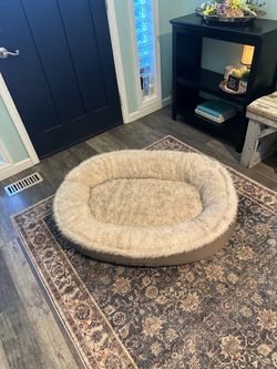 **XLrg Dog Bed**