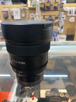 Sony 14 1.8 GM