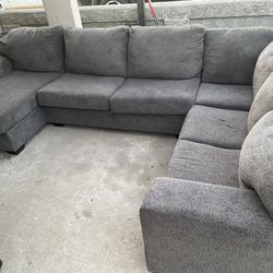 Big Gray Sectional Couch 