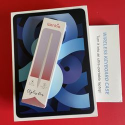 Apple iPad Air 4th Generation 64GB with Box, Pencil, keyboard case like new