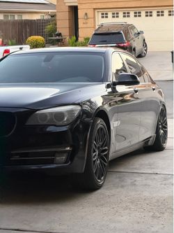 2015 BMW 745li