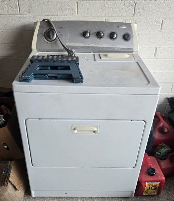Whirlpool Dryer Machine