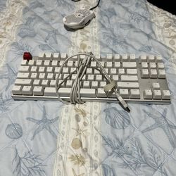 Glorious model 0 wired, glorious mechanical keyboard + mousepad