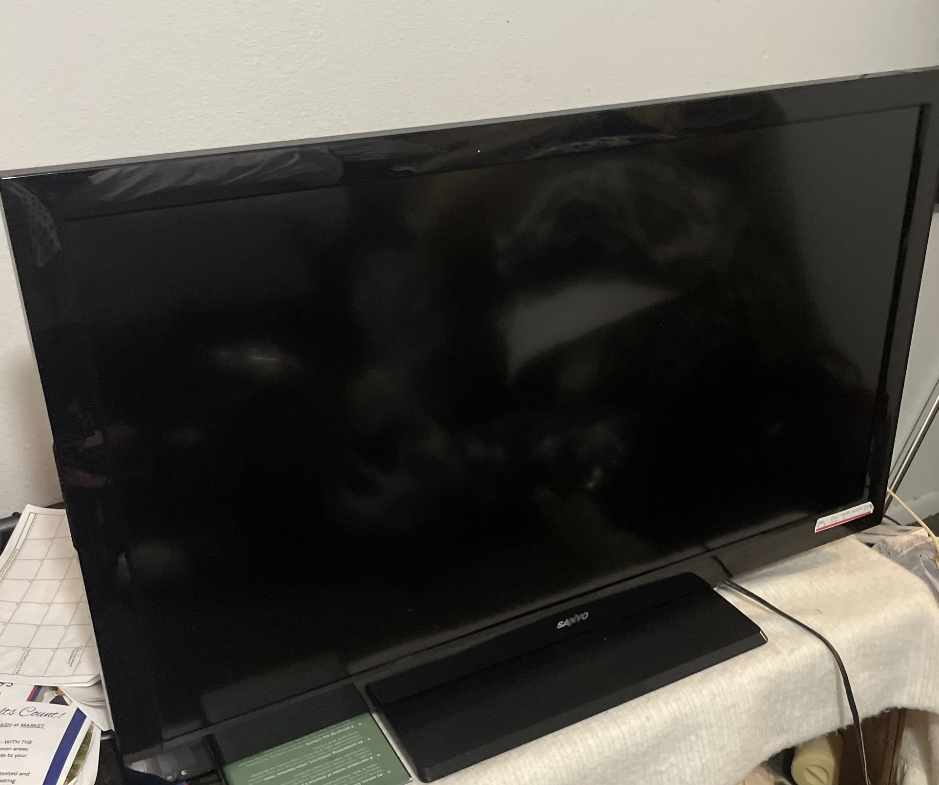 Big Tv Excellent Condition $50 , Pick Up Only