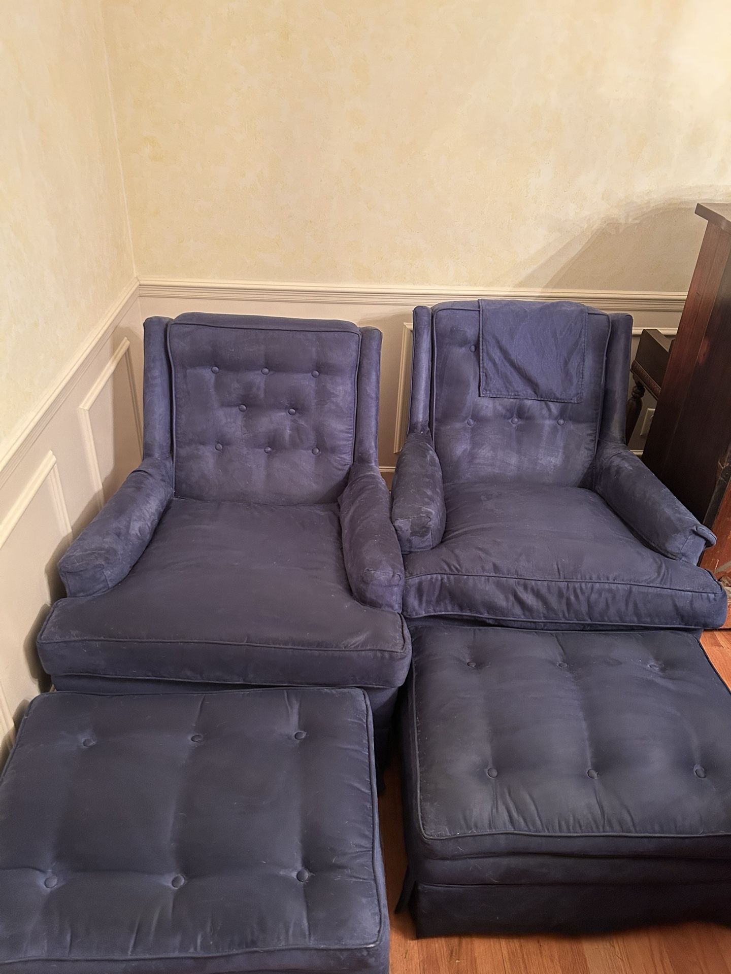 2 Blue Faux Blue Suede Arm Chairs With Ottoman