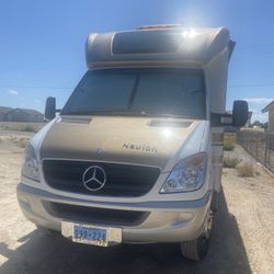 2013 Mercedes Navion Itasca