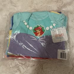 Disney 5 Pack Onesies Baby Girl 12 Months New