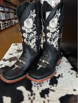 Women Boots