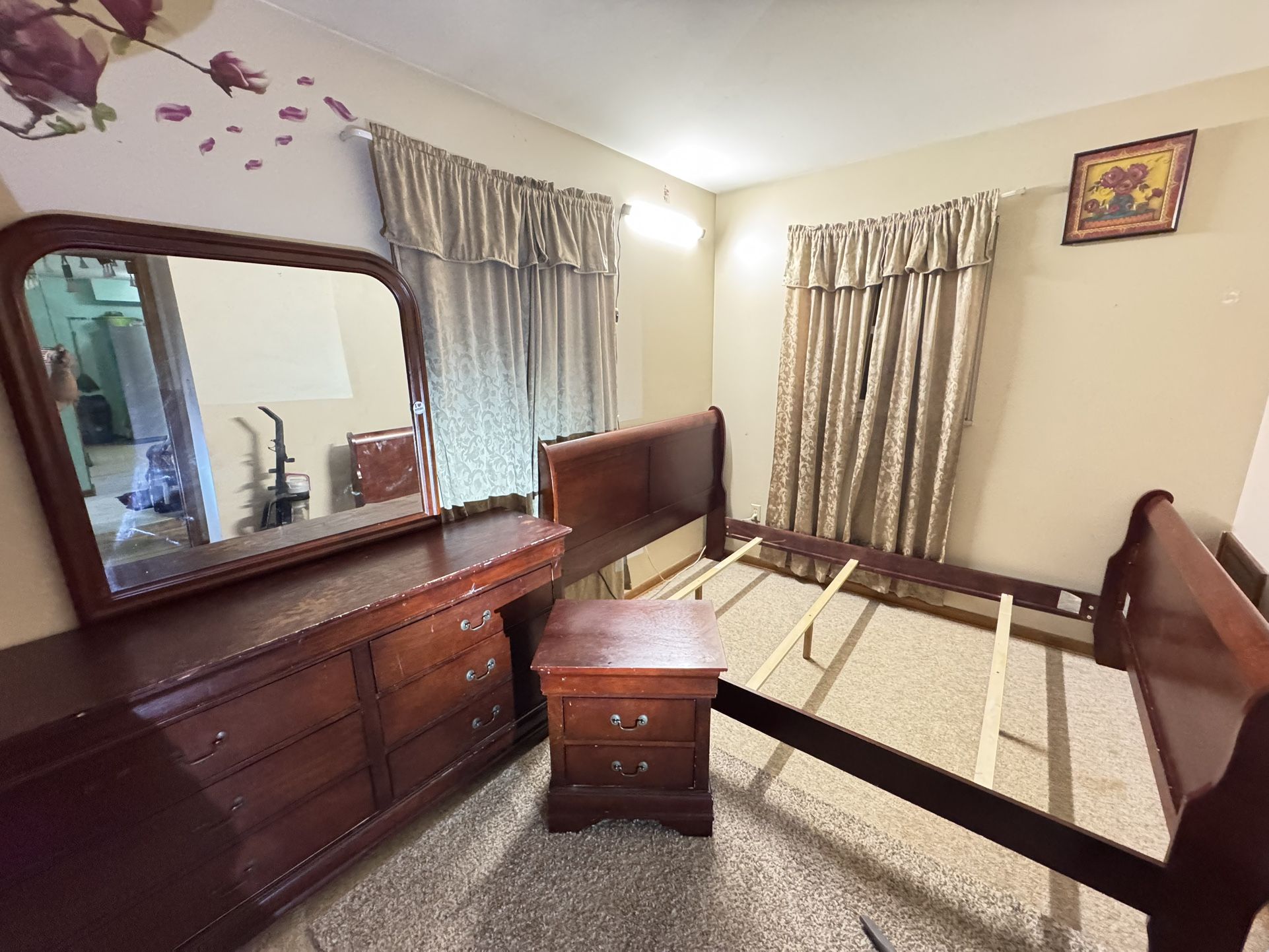 3 Pieces Queen Bedroom Set 